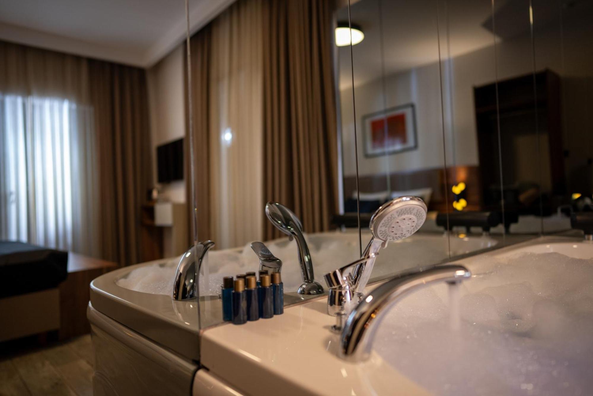 Mari Suites Hotel İstanbul Dış mekan fotoğraf